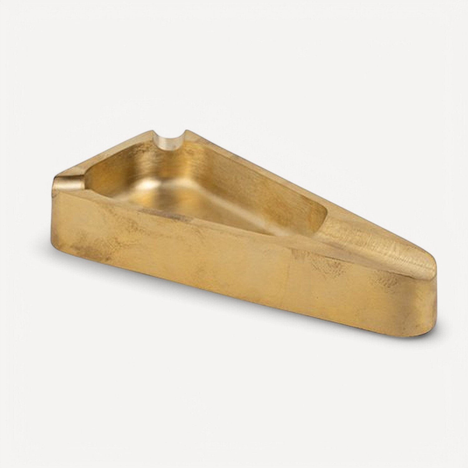 Üçgen Puroluk ve Küllük