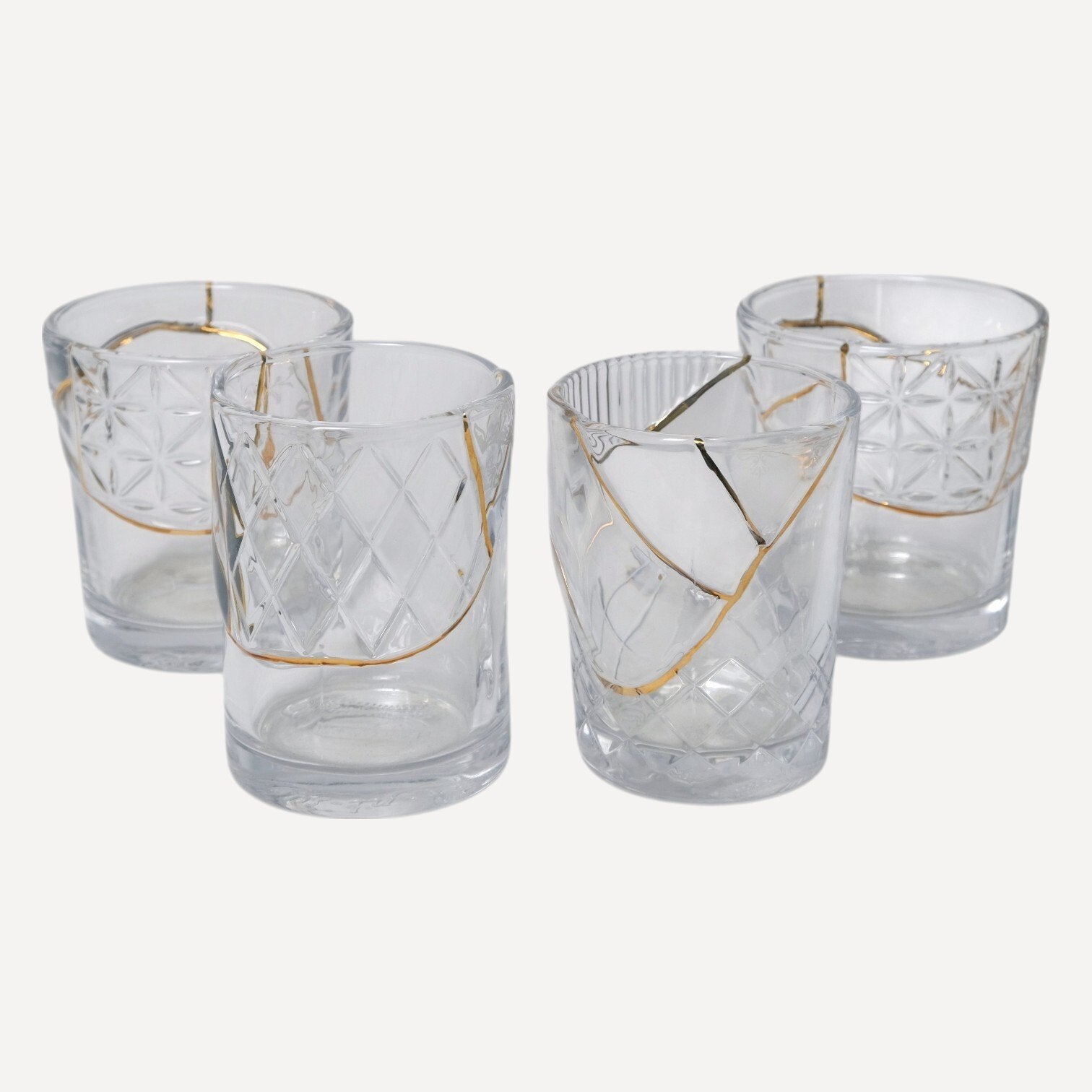 Altın Dokunuşlu Kristal Bardak Seti